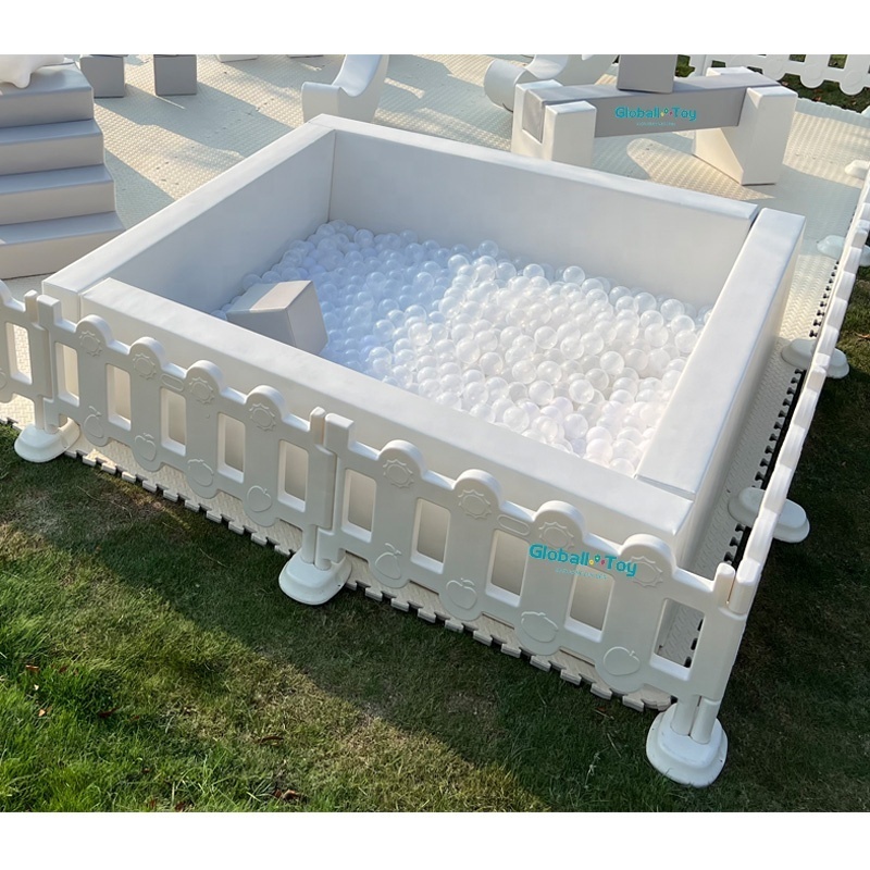 Good Quality White Color Eco-friendly Ball Pit For Adults