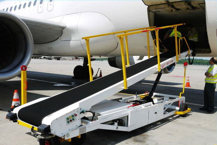 2nd hand and electric available/ airport aircraft aviation belt loader/ hand operation mobile luggage manual belt loader