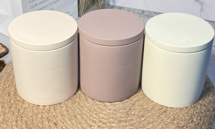 Uobobo Wholesale Luxury White Color Matte Cement Scent Candle Holder Ceramic Candle Jar With Lid