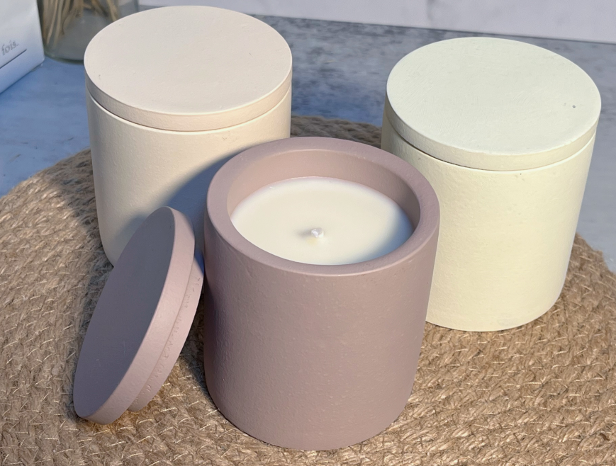 Uobobo Wholesale Luxury White Color Matte Cement Scent Candle Holder Ceramic Candle Jar With Lid