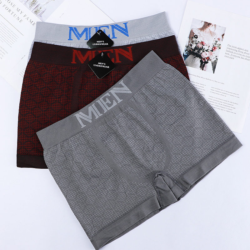 UOKIN 2022 New oem 3 Print seamless men's  luxury  Solid color boxer briefs underwear for Mature Men A0428