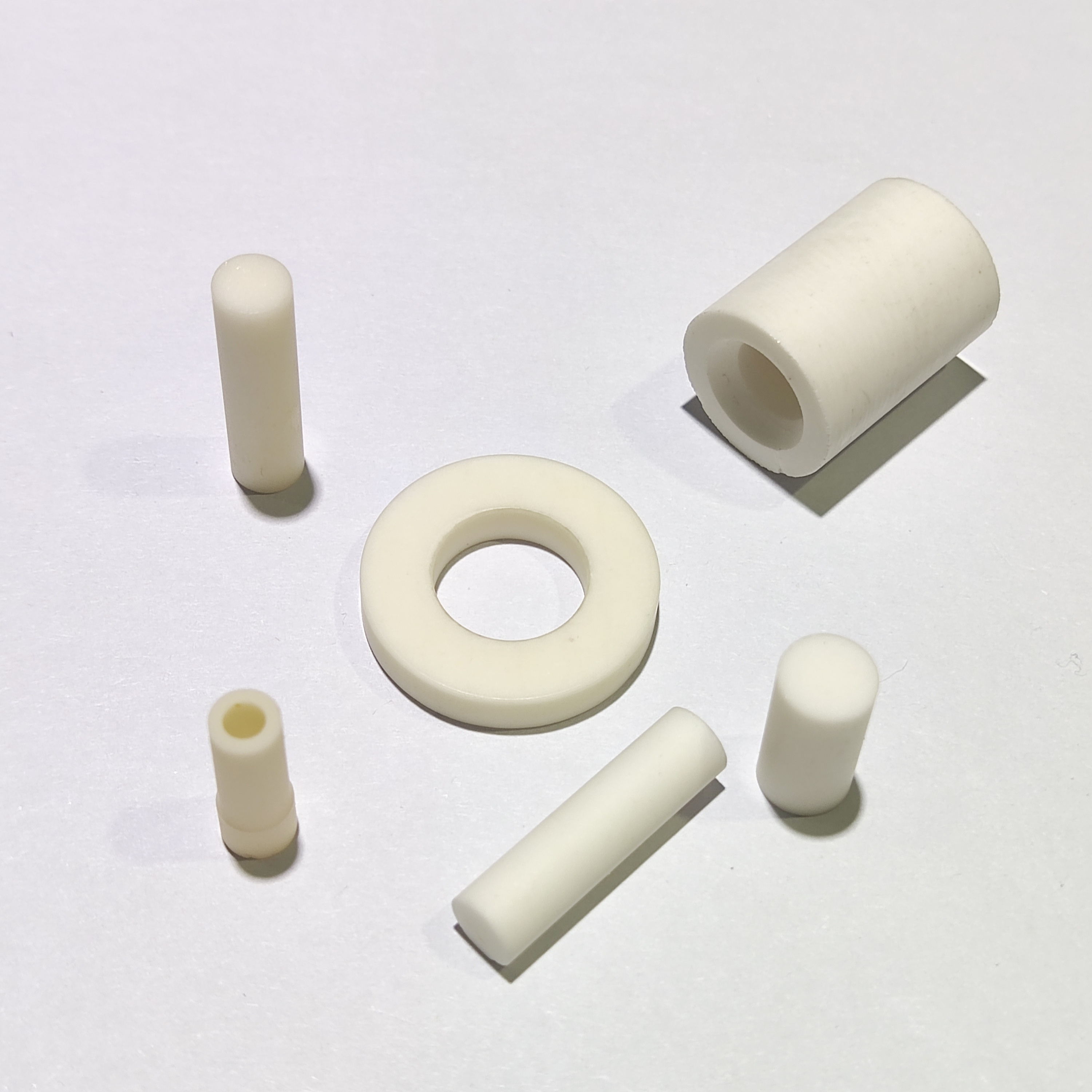 Custom Wear-resistant 95% 99% Alumina Ceramic Ring Insulator Ceramic Rod Al2o3 Ceramic Tube