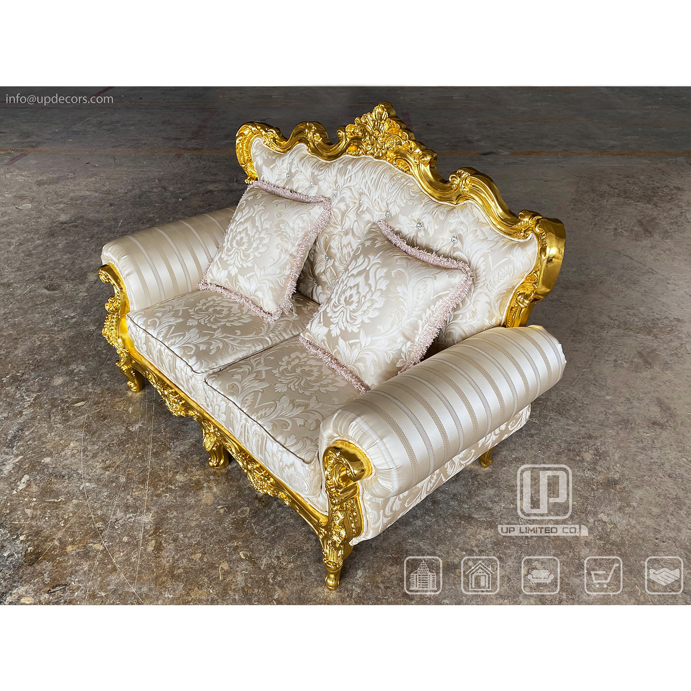 Baroque Classic Royal Living Room Furniture For Our Dubai Client Gold Leaf Solid Wood Living Room Sofas