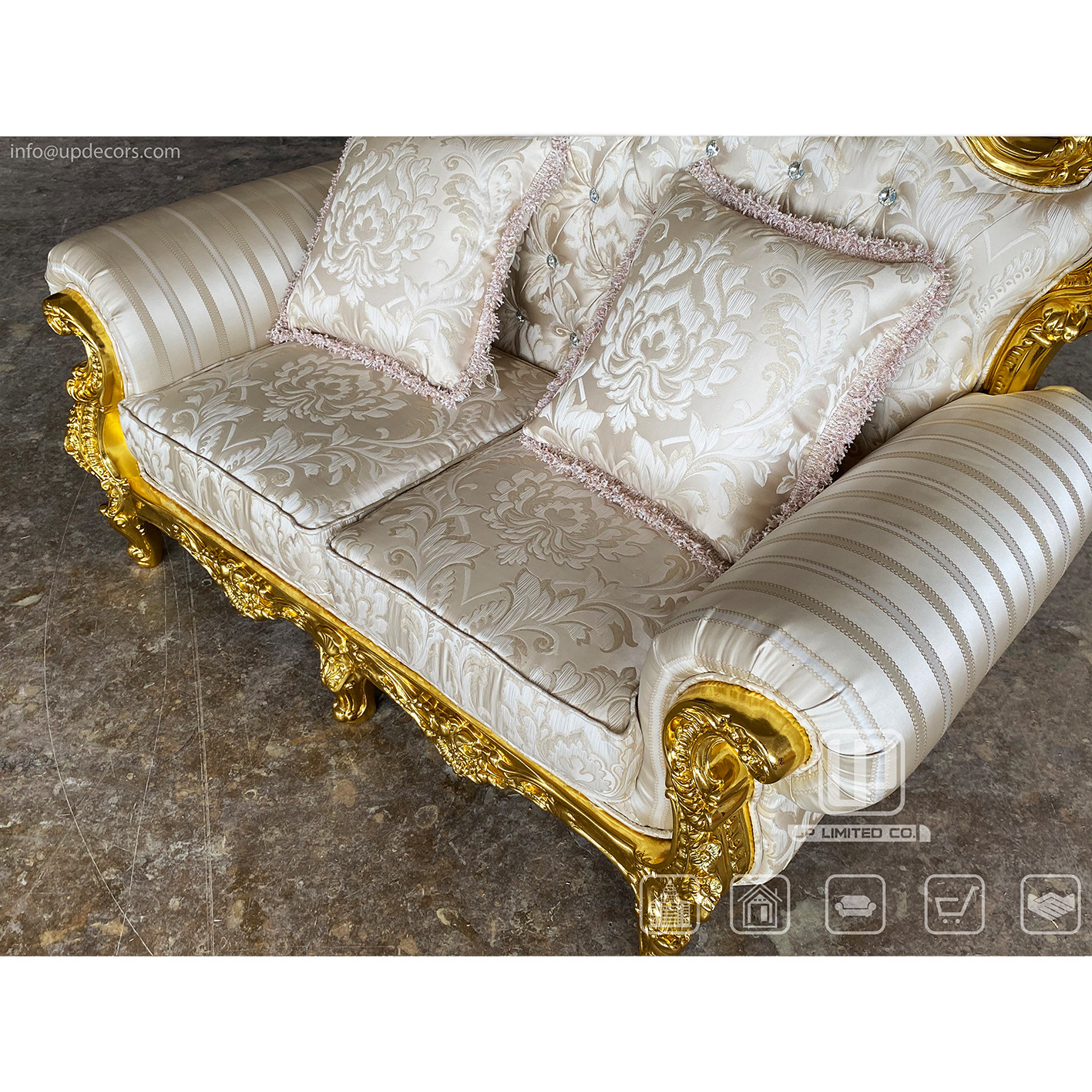 Baroque Classic Royal Living Room Furniture For Our Dubai Client Gold Leaf Solid Wood Living Room Sofas