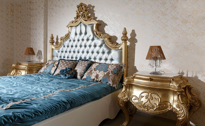 Luxury French Rococo Style Wood Carved Antique Gold Foil King Size Bed Royal European Bedroom Furniture Set