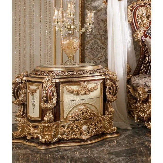 Classic Italian royal gold carved furniture bedroom set luxury antique King size bed with nightstands