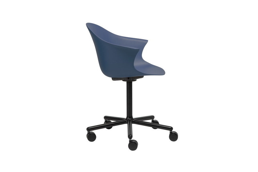 Hot sale sample office studio leisure swivel wheels scandinavian chairs