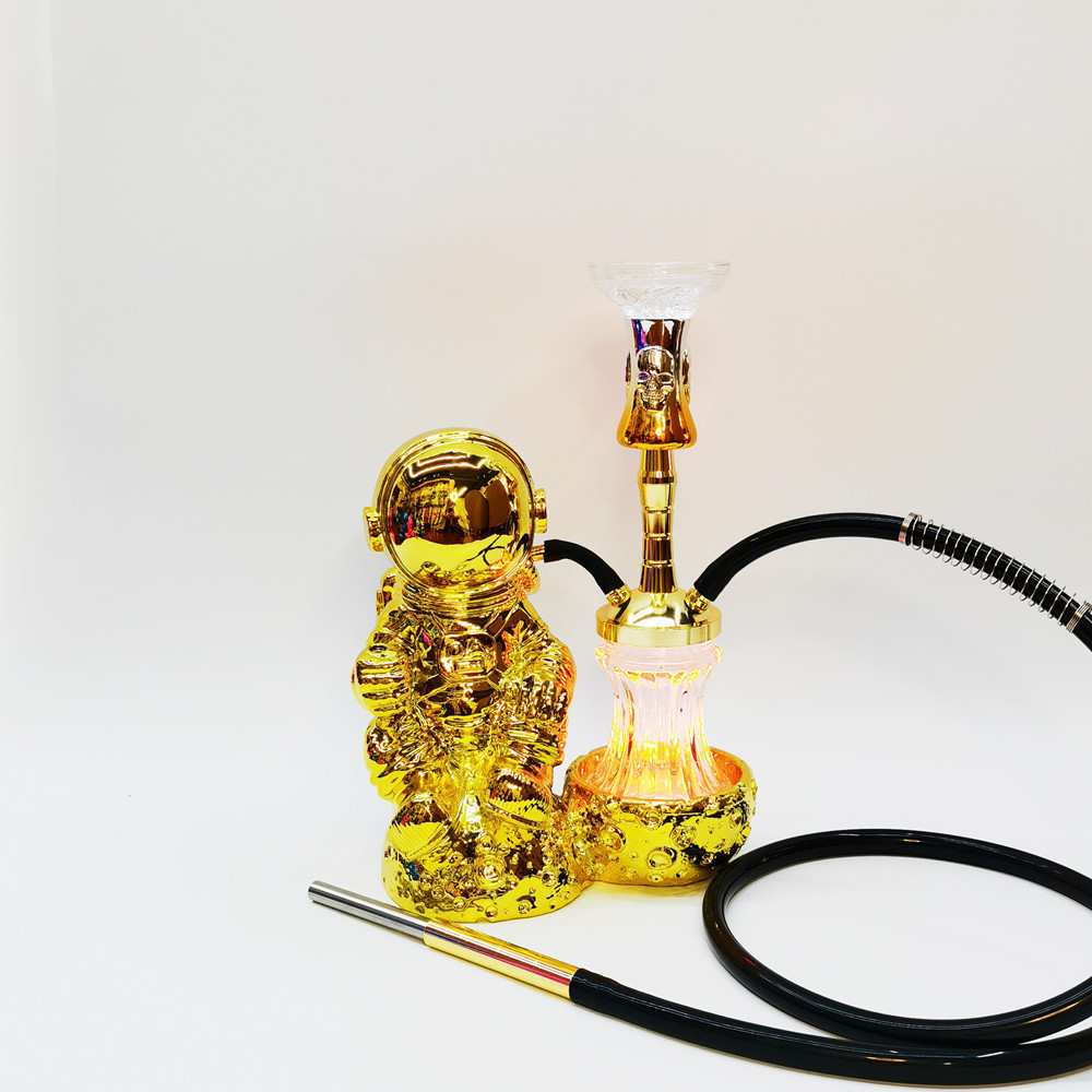 Factory Direct Sale Hookah Set New Design Astronauts Resin Shisha Hookah Set with LED Light