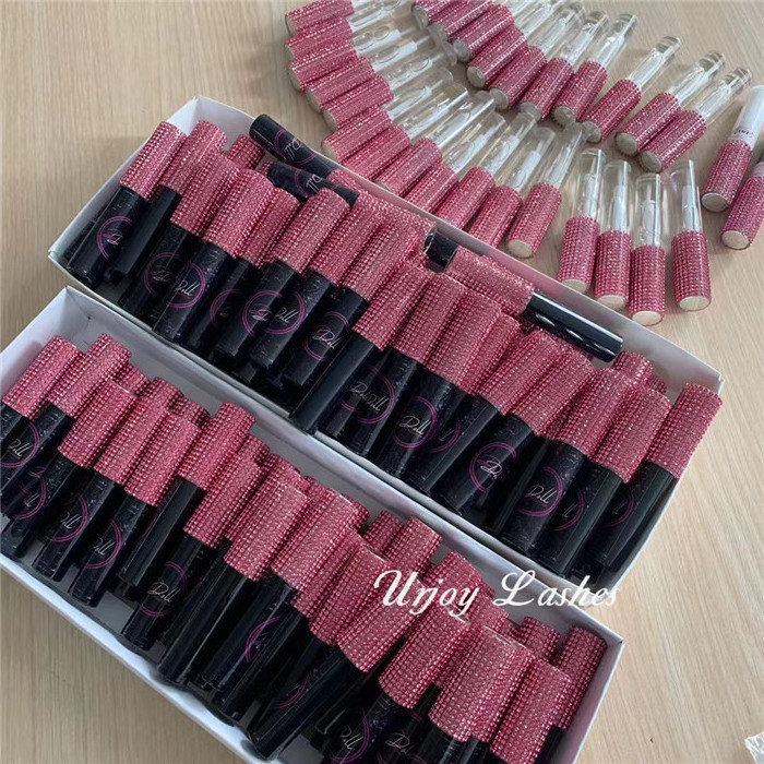 Private label eyelash glue for false eyelashes wholesale vegan lash adhesive glue with pink rhinestone lid strong stick