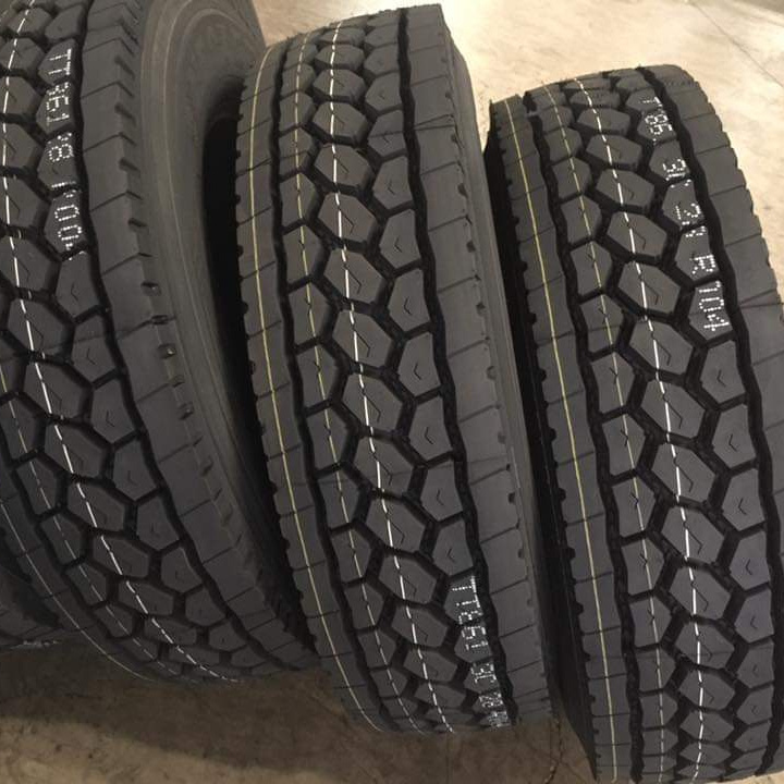 Port Otr Tyres Forklift and Truck Tyres 10 00 20 12 00 20 Bags OEM Customized Packing Rubber PCS Solid Design Weight Material