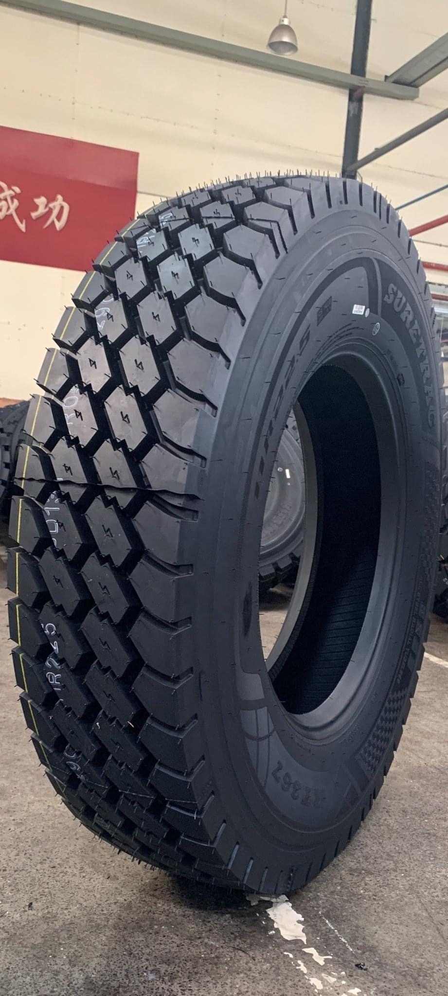 11r 22.5 900x16 7.00r16 285 70 19.5 radial truck and light truck tire 215 75 17.5 215 70r17.5 900 20 7.50x20 425 65r22.5 12 24