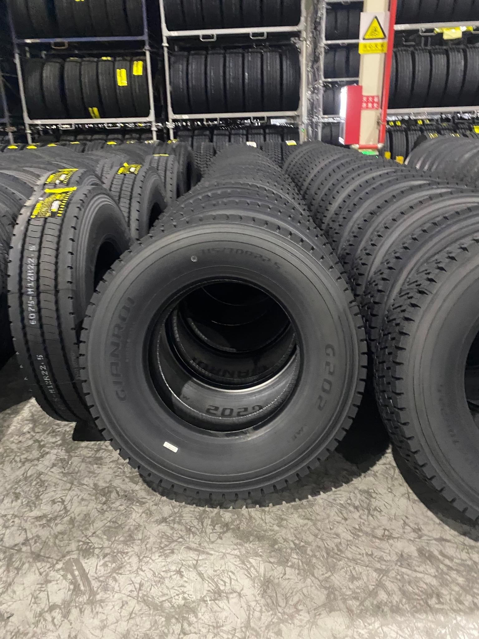 Cheap wholesale use TBR truck tire 385/65/22.5 295/80/22.5 315/80/22.5