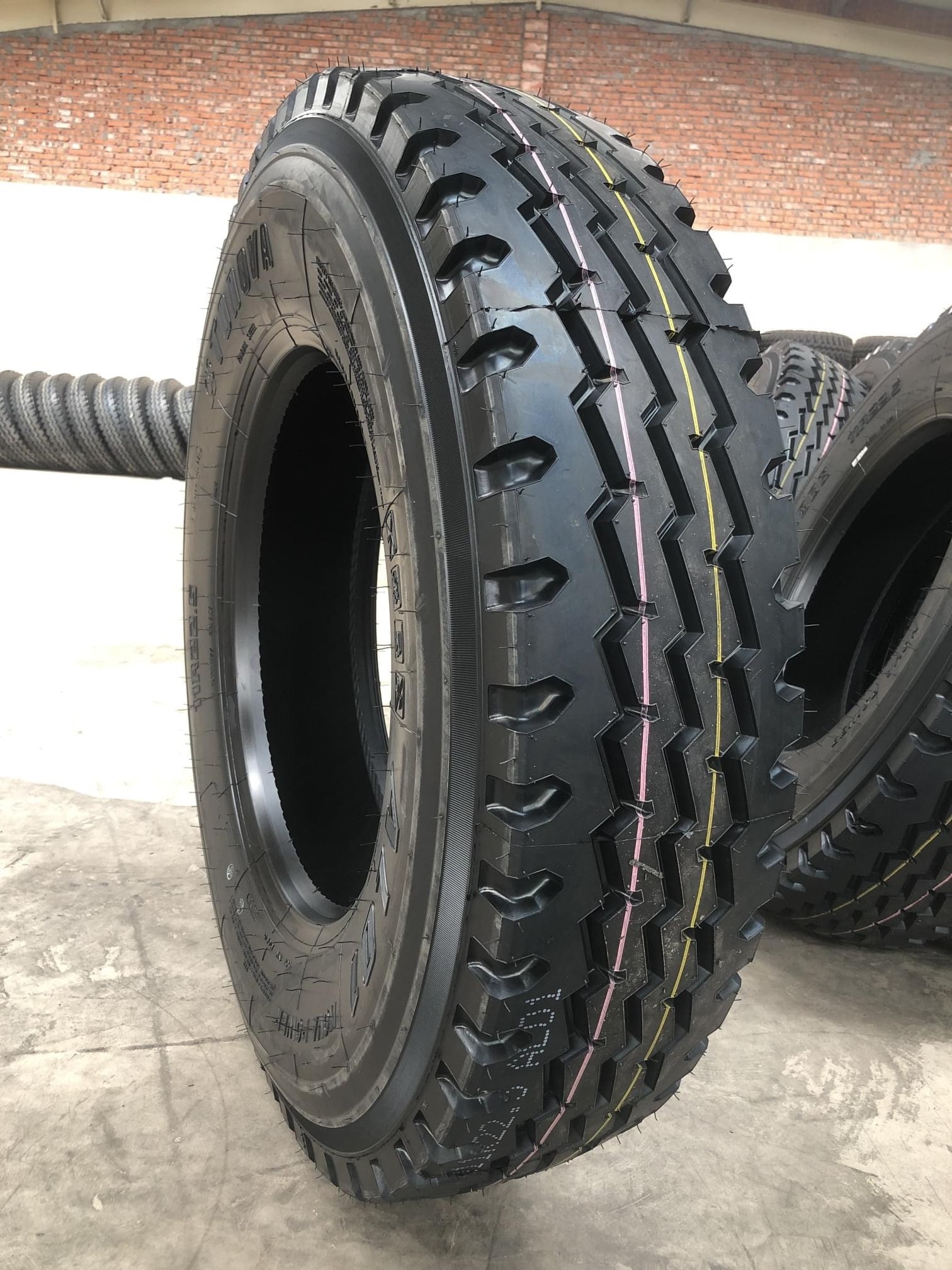 9.00 20 truck tires 8.25 20 truck tires best chinese brand truck tire