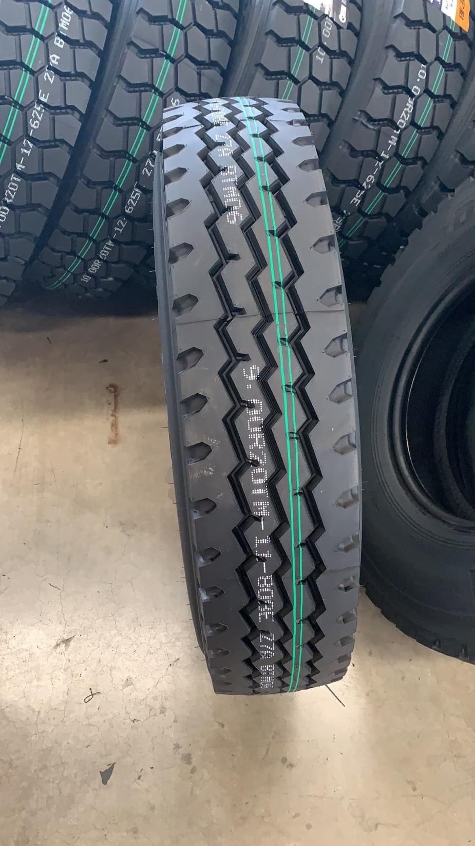 truck tire 1000r20 900r20 315/80r22.5 import-china-goods-truck-tire 385/65/22.5