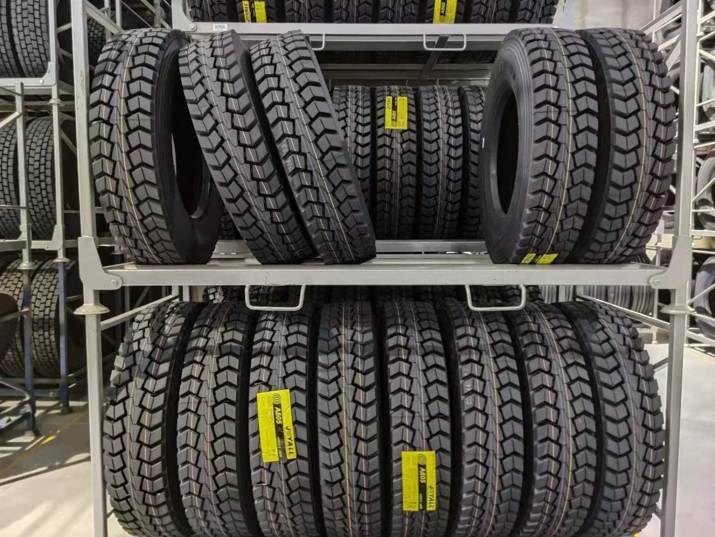 cheap tire 11r 22.5 trailer truck price 275/70R22.5 295/75R22.5 255/70R22.5 semi truck tires for sale