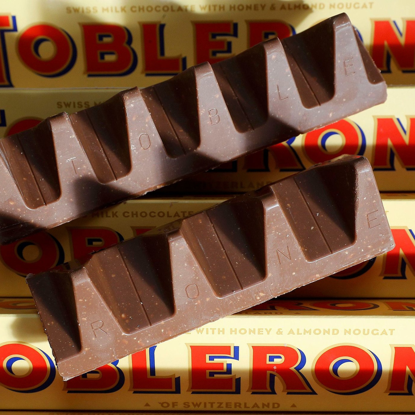 Toblerone 100g Dark Chocolate / Toblerone All Flavours 100g