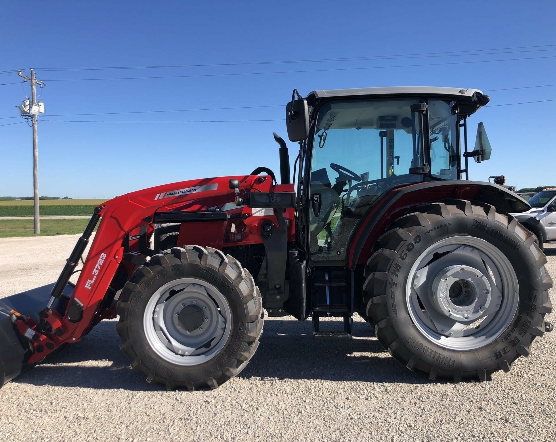 4WD Farm Tractor With EPA Engine And Front Loader 4x4 Tractor With Loader And Backhoe Agricultural Machinery & Equipment Tractor