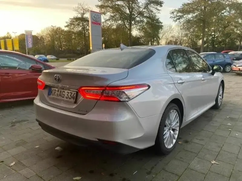 USED TOY OTA CAMRY 2019 2018