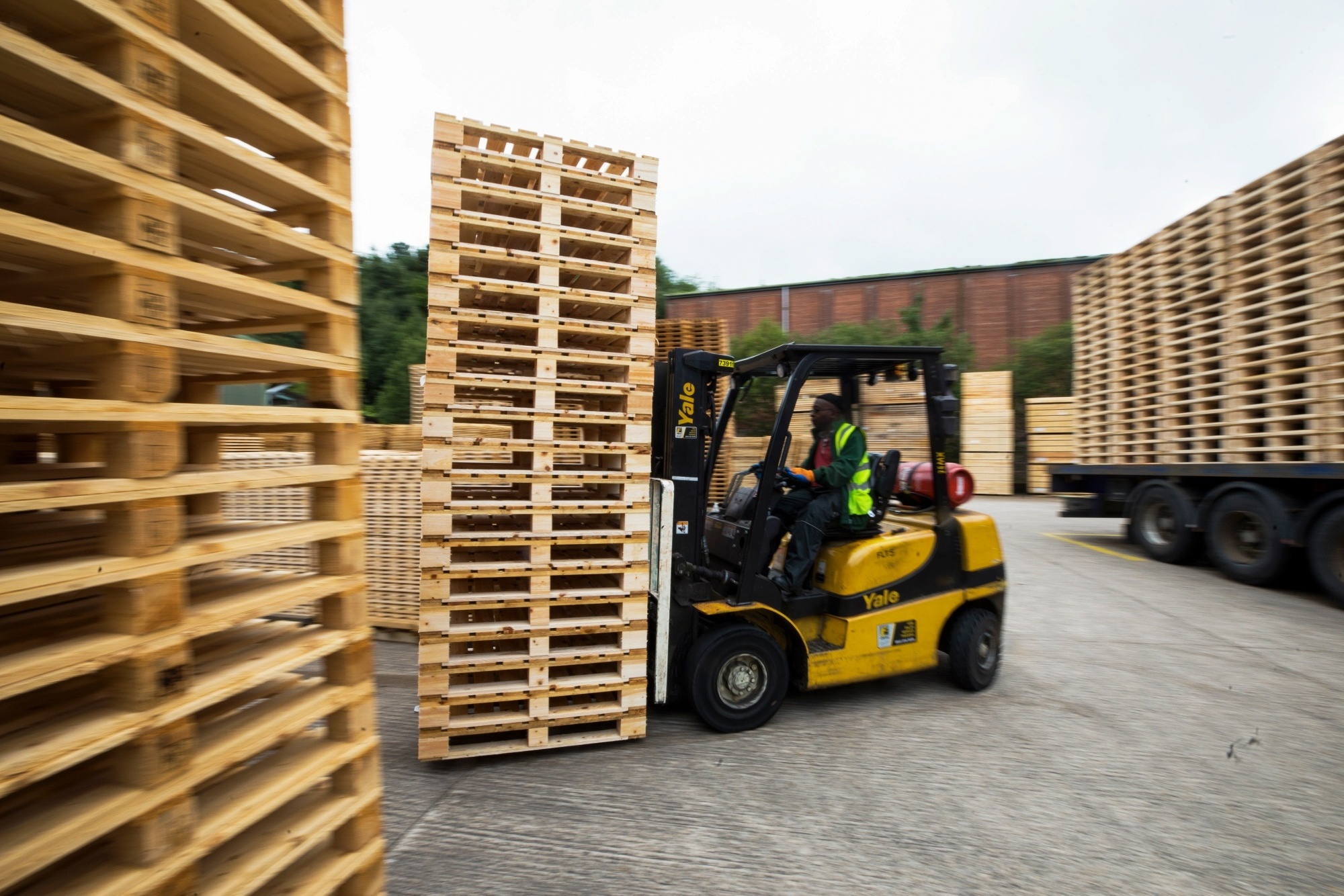 Pallet 1000x1200mm Pallet Wood Cheap Price New Pine 1200 X 800 Epal Wooden Euro Standard Pallet for sale