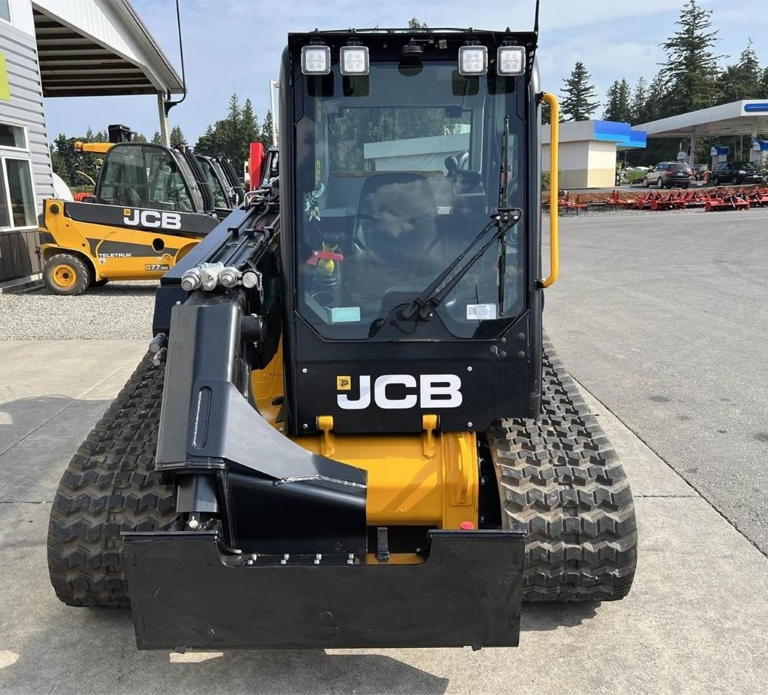 JCB Skid Steer Loader For sale 1 ton Multifunction XC740K Mini Skid Steer Loader XT740 Track Skid Steer Loader