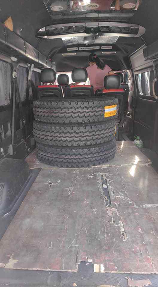 heavy duty tyre 10.00-20 12.00-20 solid rubber truck tire