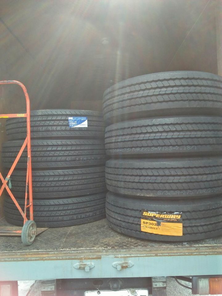 12.00r24 295/60r22.5 can retread all steel radial good quality TRUCK TYRES 11R22.5 Pneu