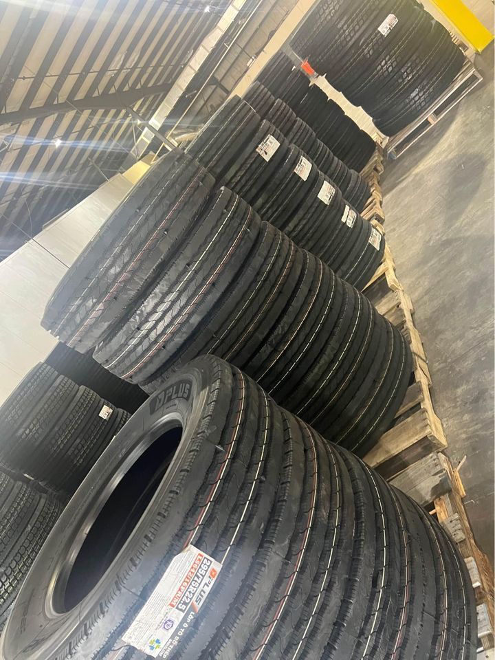 Tires for 275/80R20 335/80R20 365/80R20 365/85R20 395/85R20 truck tyre vacuum steel wire engineering vehicle grass tires