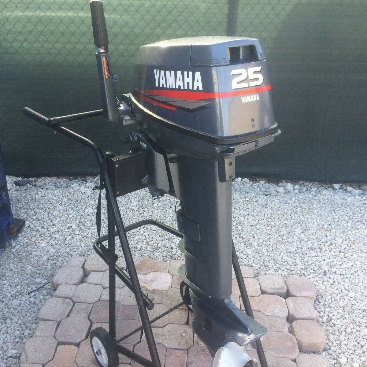 USED 25HP MARINE OUTBOARD MOTOR