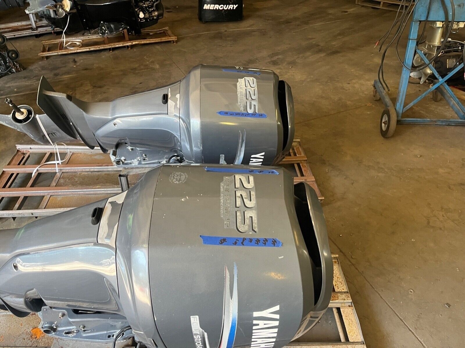 225HP USED 4 STROKE OUTBOARD MOTOR