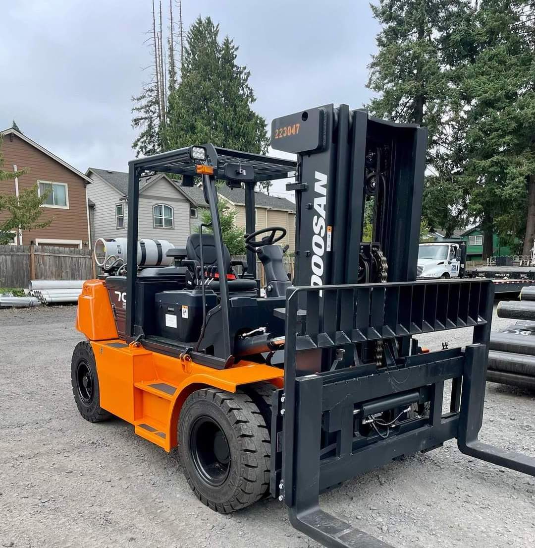 USED Doosan Forklift at Cheap Price 2/2.5/3/3.5/4/5 Ton Diesel/Gas/LPG/Electric/Manual/Hand Forklift for Sale