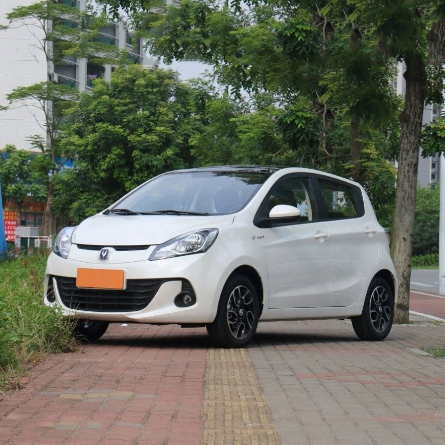 High speed changan eado yidong EV460 electric motor car 4x2 4WD wheel drive taxi sedan new energy vehicle with large lcd screen