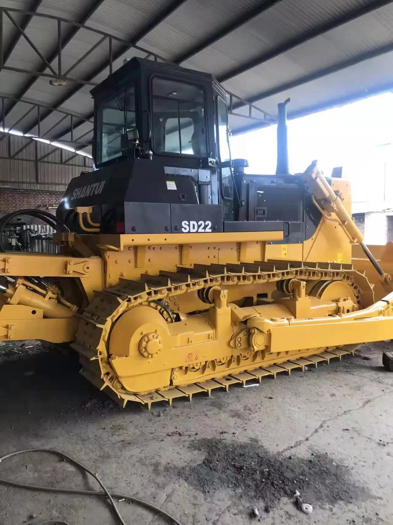 Hot sell used Earthmoving Machinery 22ton Bulldozer SD22 Hydraulic Drive Bulldozer Mini New Bulldozer for sell