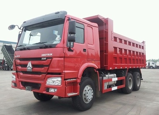 Dongfeng E3 Euro 4 Euro 5 Engine 8x4 Dump Tipper Truck 40 Ton to 60 Ton Capacity Design Installed 260 HP Dump Trucks Genre