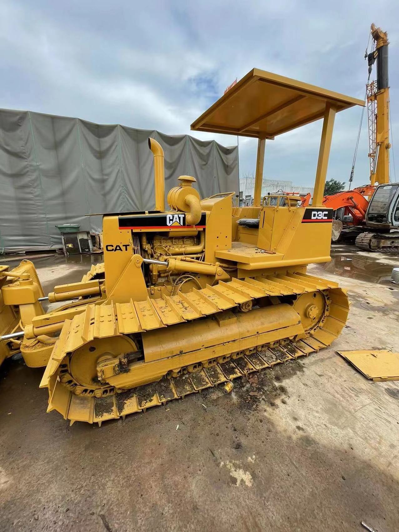 Used Cat Mini Bull Dozer D4H Caterpillar D3C D3G D4H D5G D5 Small Bulldozer