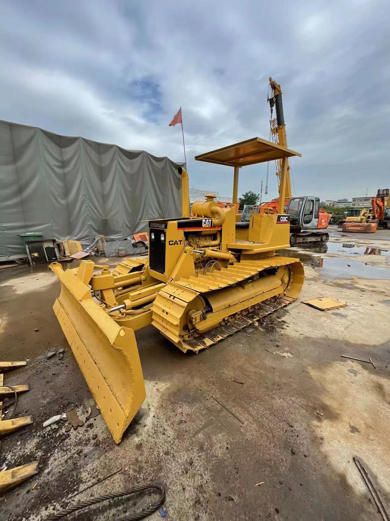 Used Cat Mini Bull Dozer D4H Caterpillar D3C D3G D4H D5G D5 Small Bulldozer