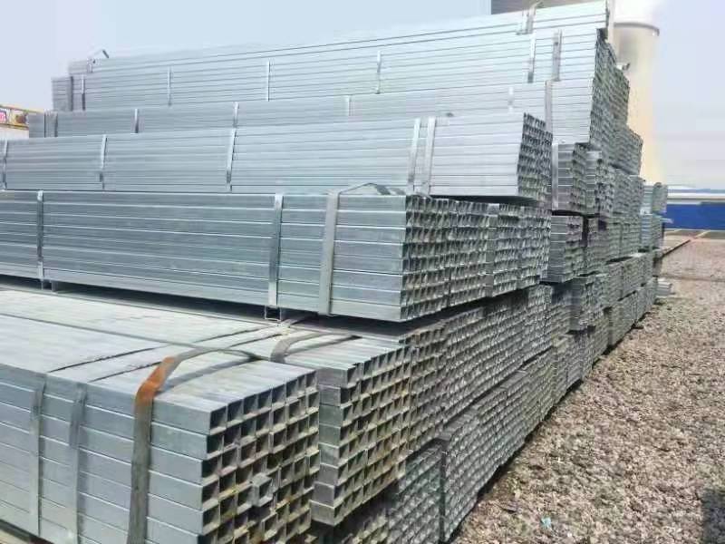 ASTM A106 Sch 40 hot dipped galvanized round steel pipe 4 inch GI Pipe Hot Dipped Galvanized Steel Pipe