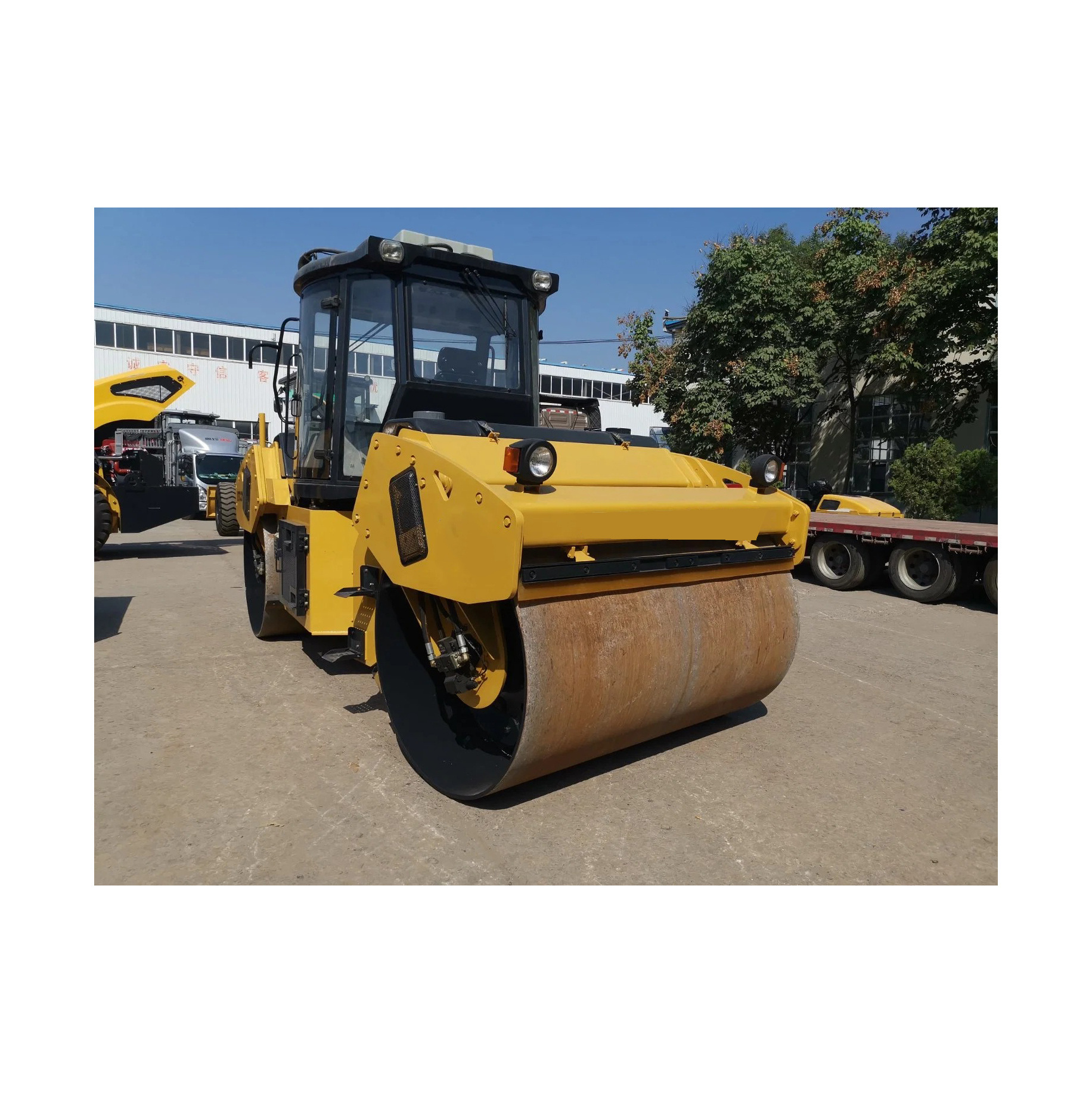 New Double Vibratory Compactor Combined Rubber Road Roller LTC203P with attachments for sale