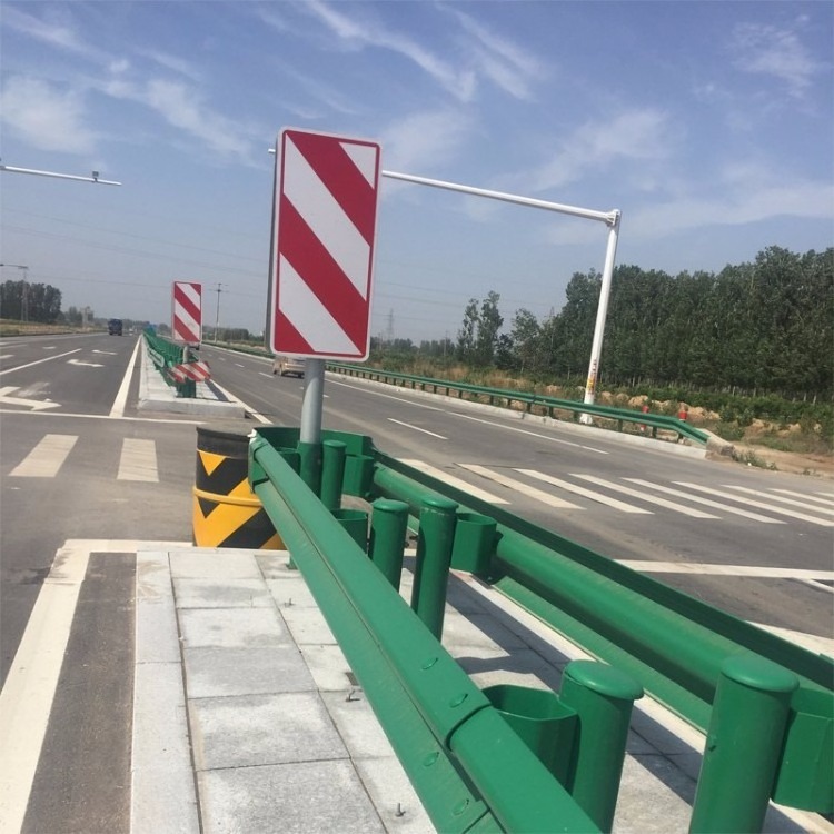 Factory wholesale traffic barrier guardrail price per meter used guardrail for sale galvanized w beam highway guardrails