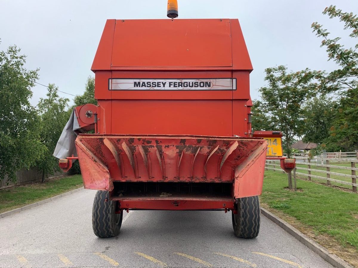 MASSEY FERGUSON 32 COMBINE HARVESTER FOR SALE