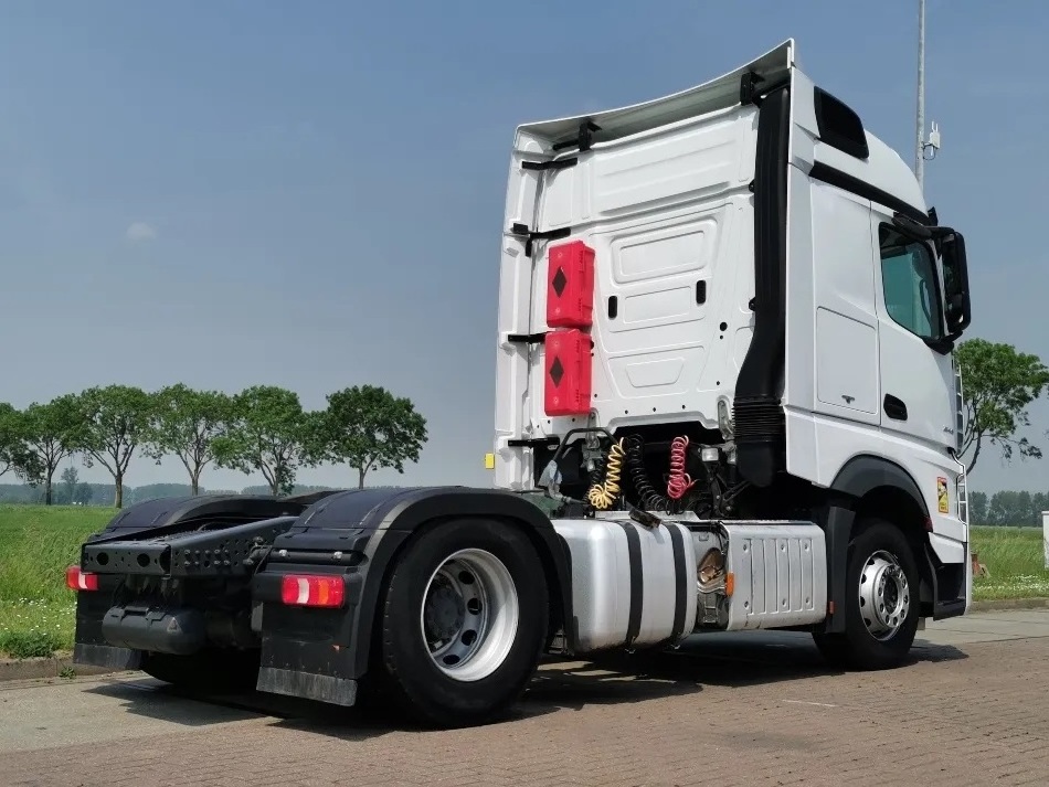 Used Mercedes-Benz Actros 1848 LS 4x2 tractor truck