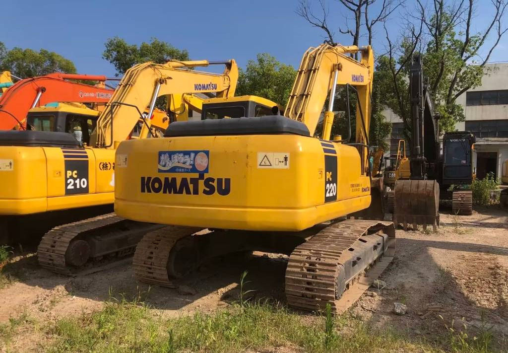 Used Komatsu PC220-7 bulk high quality cheap crawlers excavator construction for sale