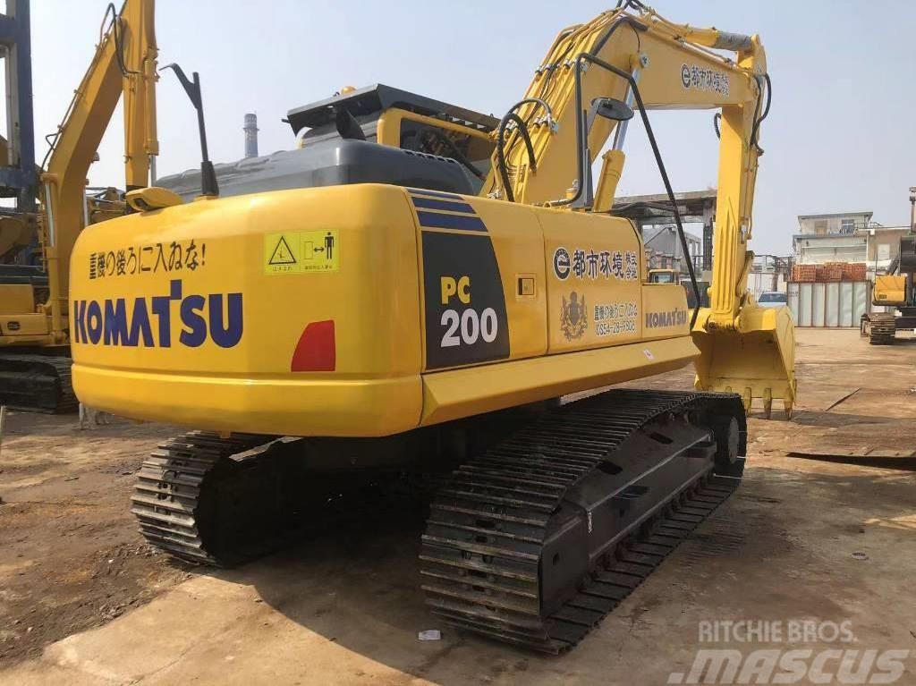 Komatsu PC200-8 cheap wholesale earth-moving machinery digger used excavators price