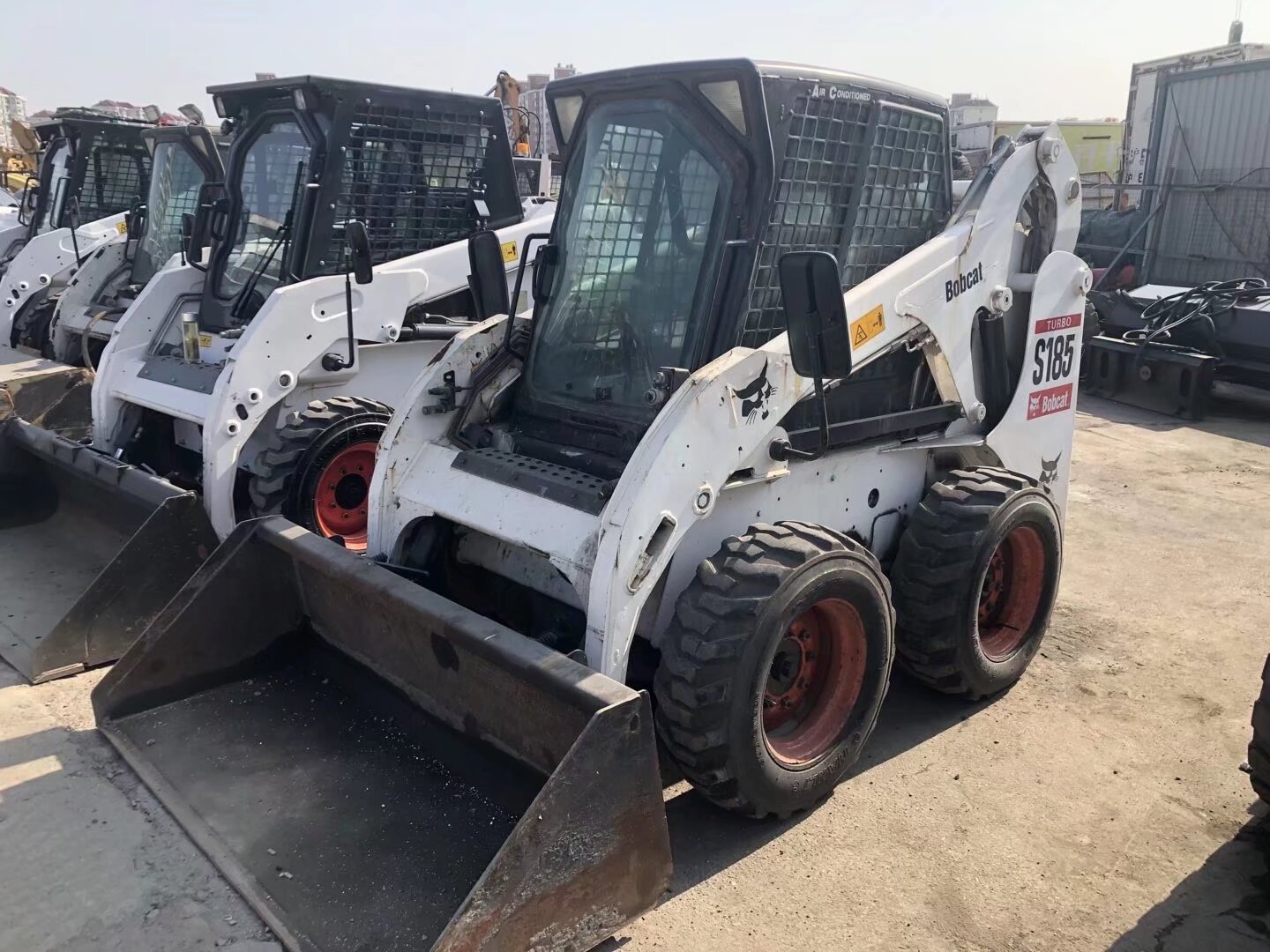 BOBCAT S185 construction earth-moving loaders used loading machinery and equipment sale