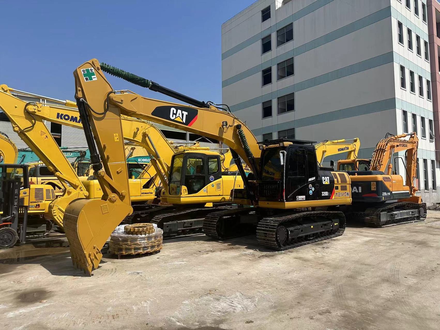 CAT 320D2 wholesale digger earth-moving machinery cheap used excavators for sale