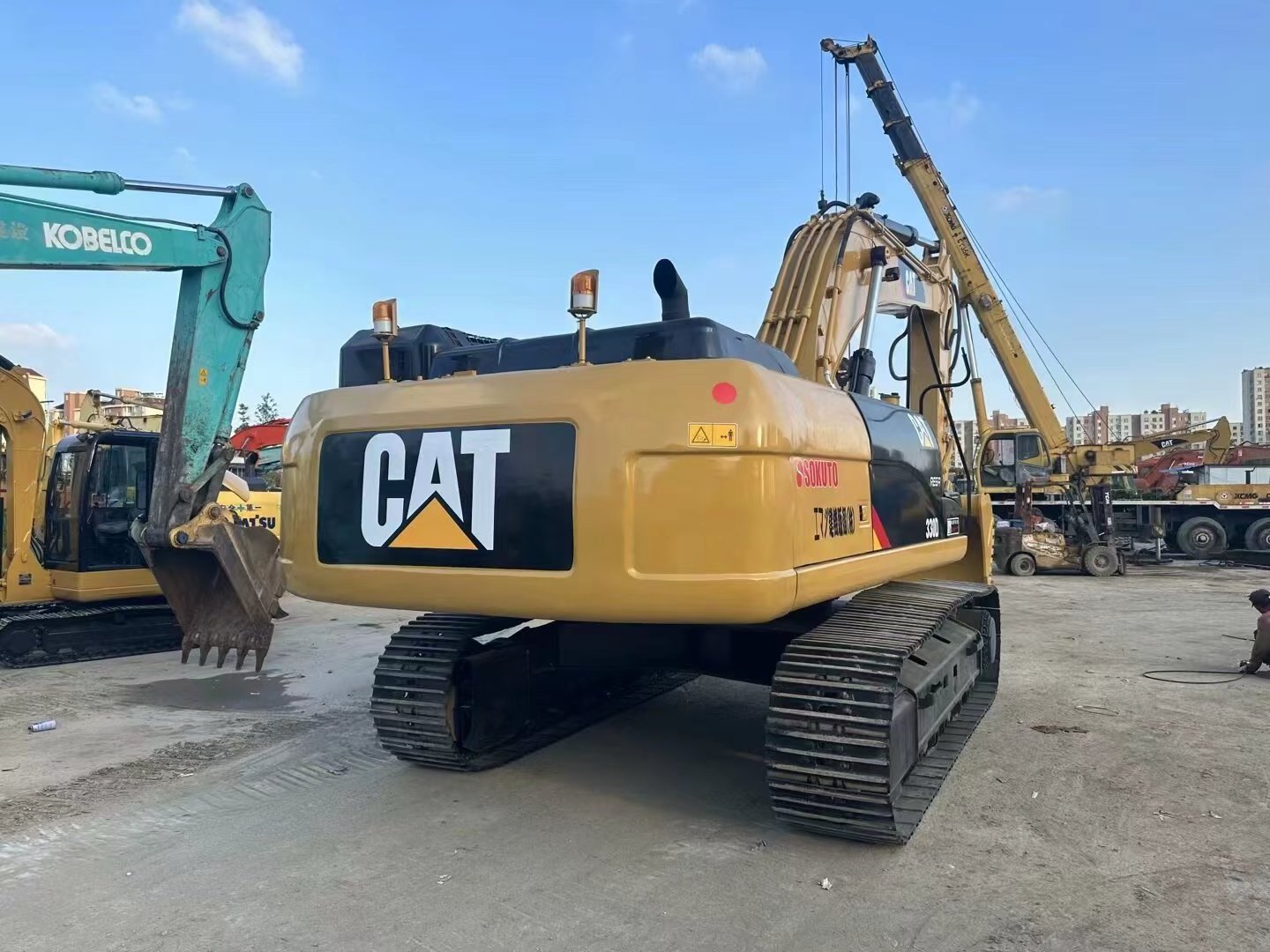 Used CAT 330 D wholesale bulk price crawler excavator machine