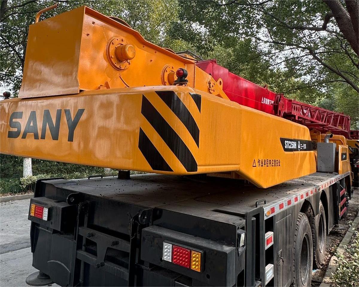 Second Hand 25ton Truck Crane High Quality SANY STC250H 25 Tons Mobile Construction Lifters Good Configuration For Sale