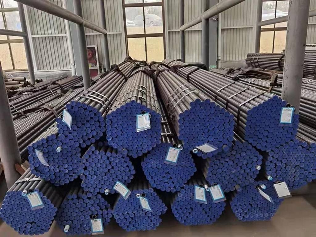 Seamless Erw Sch 40 80 Carbon Steel Galvanized Steel Pipe Welded 6m Tube