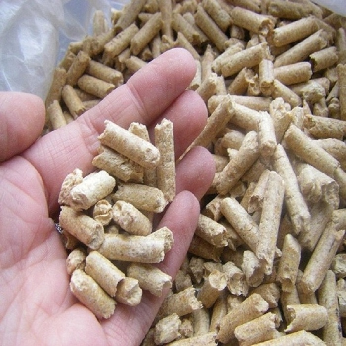 White Wood Pellet , EN-Plus A1 wood pellet 6-8mm  White Pine Wood Pellet 15kg For Sale .