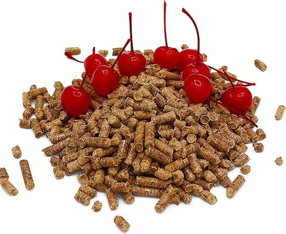 Wood Pellet Bedding, 15 lb Bag, Premium Pine Pellets for Rabbits & Guinea Pig Bedding, Small Pets, Hamster, & Rabbit Litter