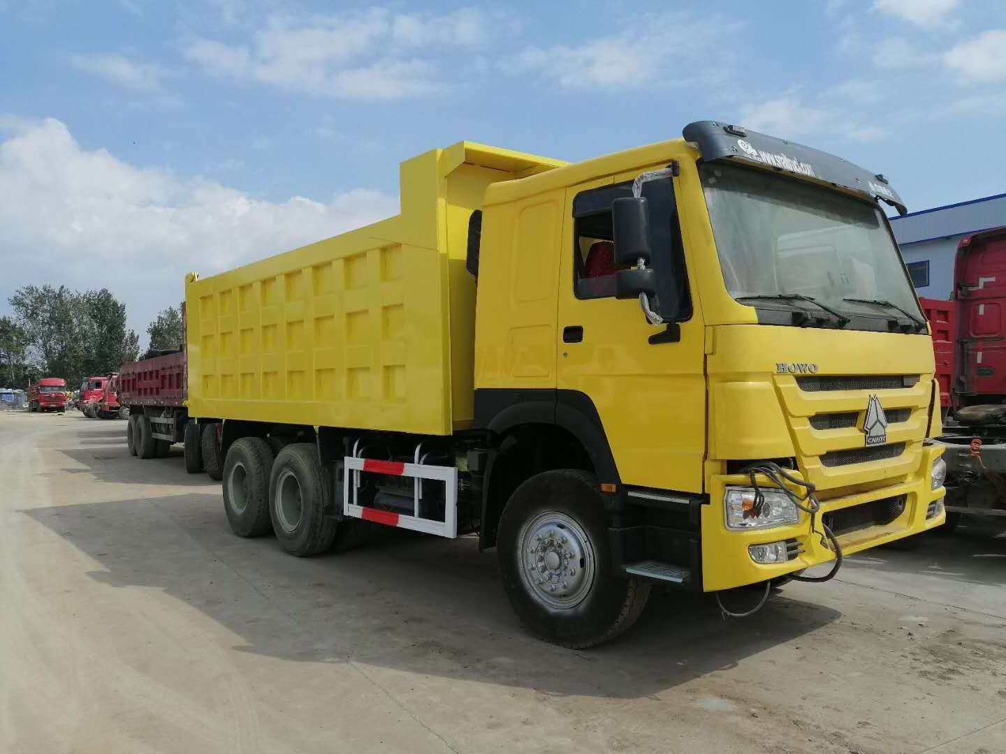 Promotion 40 Ton Heavy Duty Truck 6X4 HOWO DumpTrucks 20 Stere SINOTRUK Tipper Trucks for Sale in Ghana